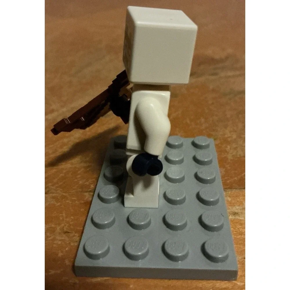 Lego Minecraft Yeti Minifigure